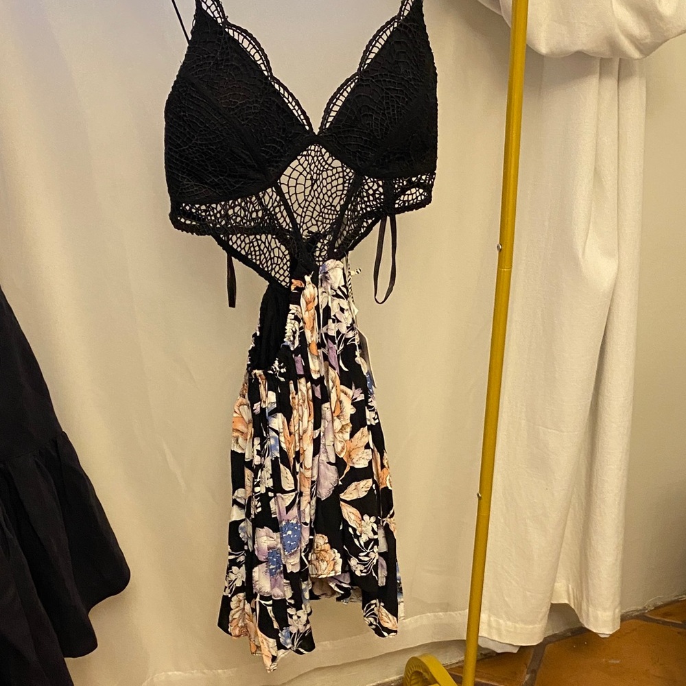 Angel Biba Black Lace jumper Bralette with Floral details brand new